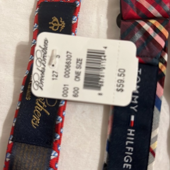 4 Bow ties - Picture 3 of 4